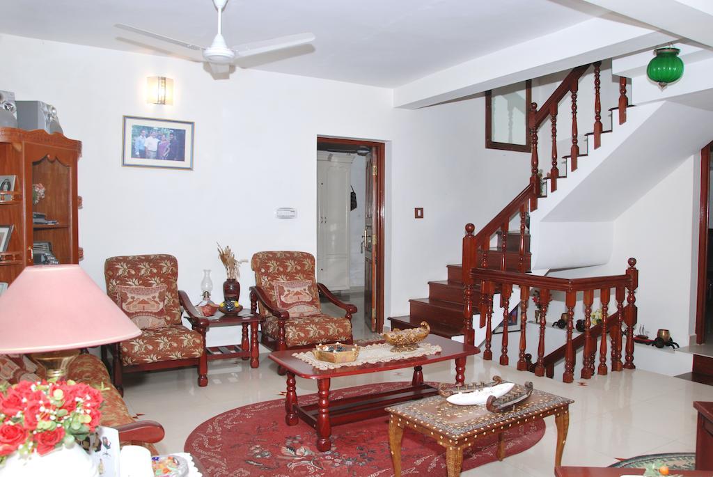 Leelu Homestay Kochi Екстер'єр фото
